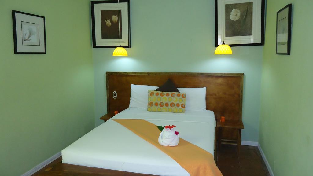 Hotel Mandarina Quepos Exterior foto
