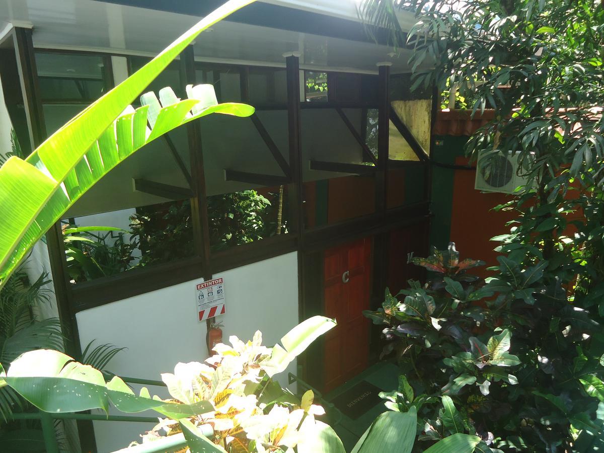 Hotel Mandarina Quepos Exterior foto